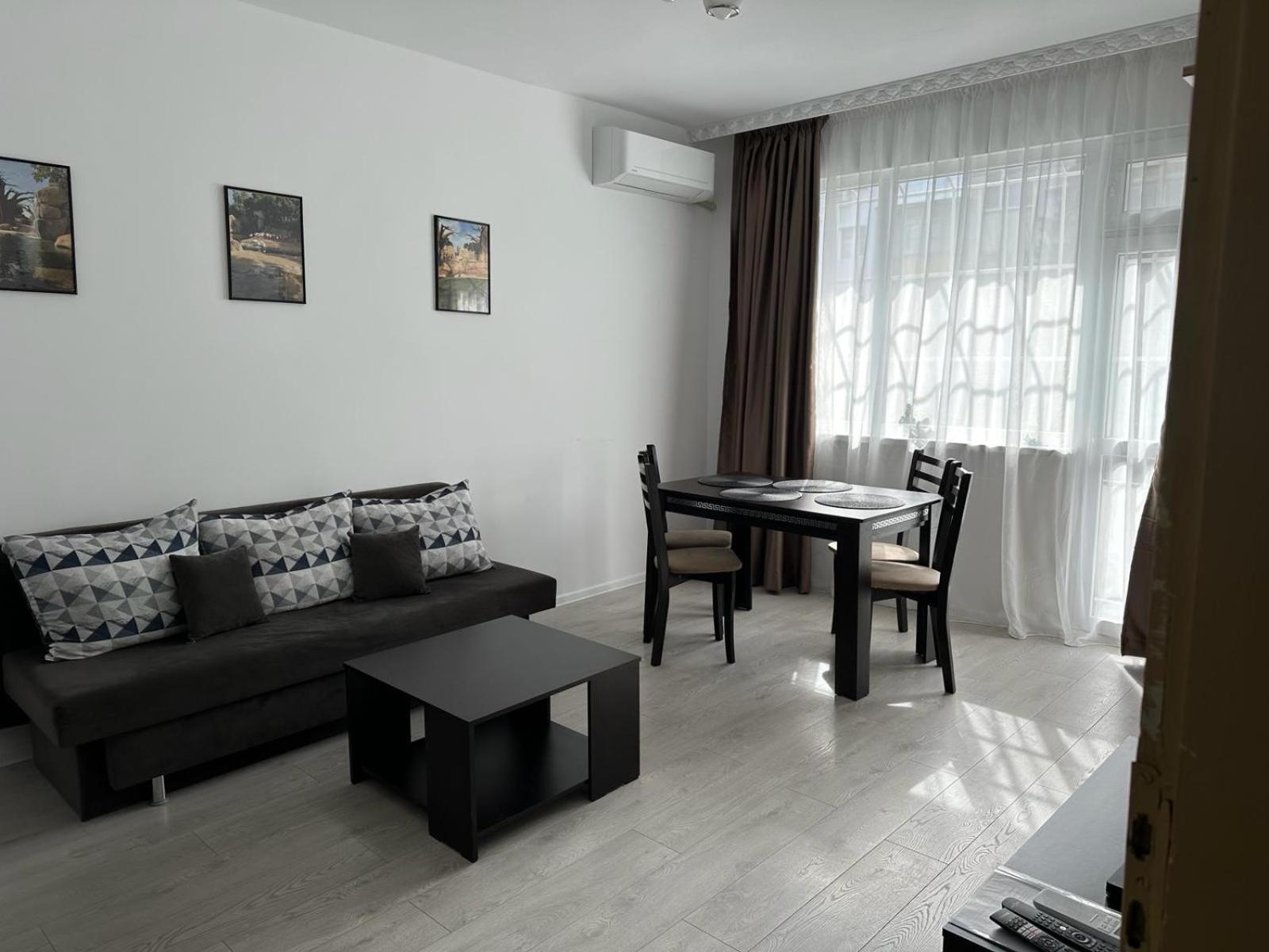 Апартамент Рентал 1 Apartment Varna Exterior photo